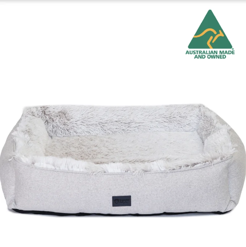  -Non-contact cat thermometerSuperior Dog Lounger - Aspen Faux Fur - Mini