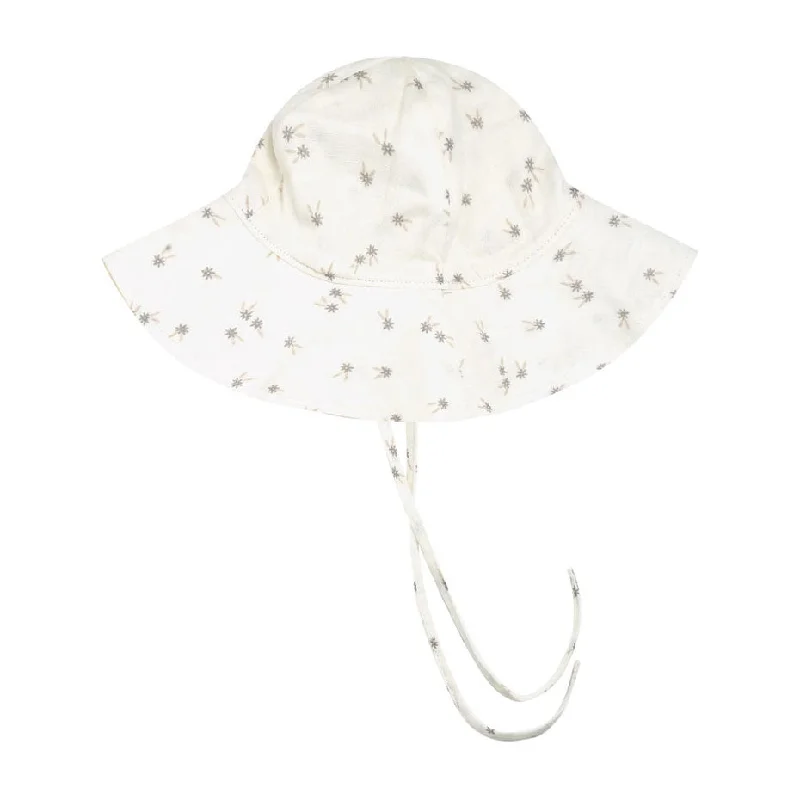 - Pet tear stain cleaning wipesRylee and Cru  Blue Daisy Floppy Sun Hat